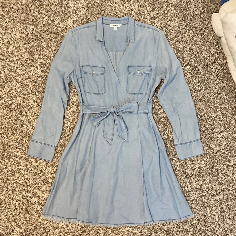 BB Dakota blue denim wrap tie dress size 8